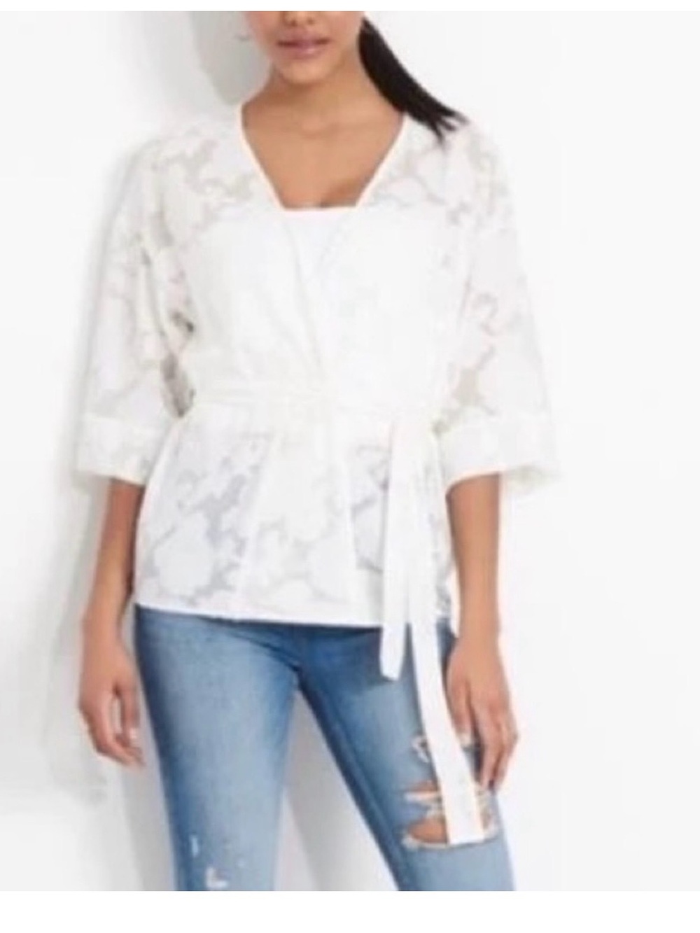 Dynamite White Sheer Jacquard Tie-Waist Kimono - Picture 2 of 7